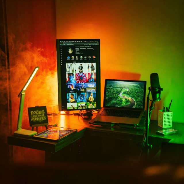 LumeBar RGB Monitor Light