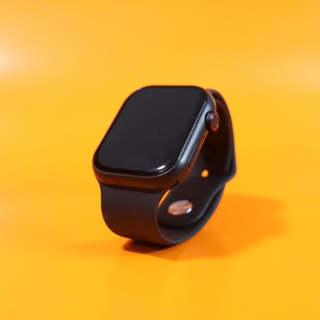 PulseFit Ultra Smartwatch