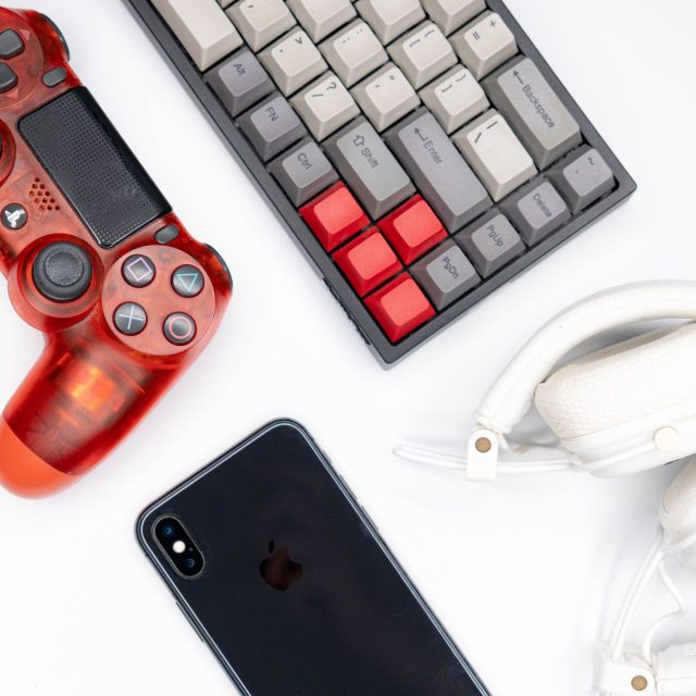GameOn Mobile Gaming Kit
